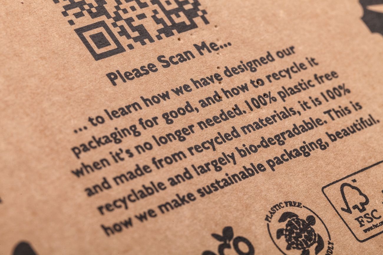 Kraft packaging with QR code  made by Lil Packaging
